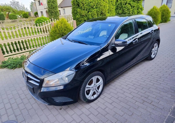 Mercedes-Benz Klasa A cena 34900 przebieg: 200000, rok produkcji 2013 z Człuchów małe 154
